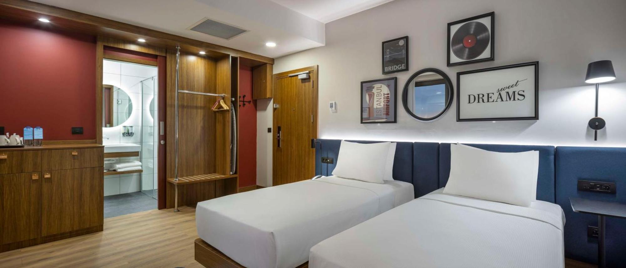 Hampton By Hilton Airport, Arnavutkoy Готель 4*